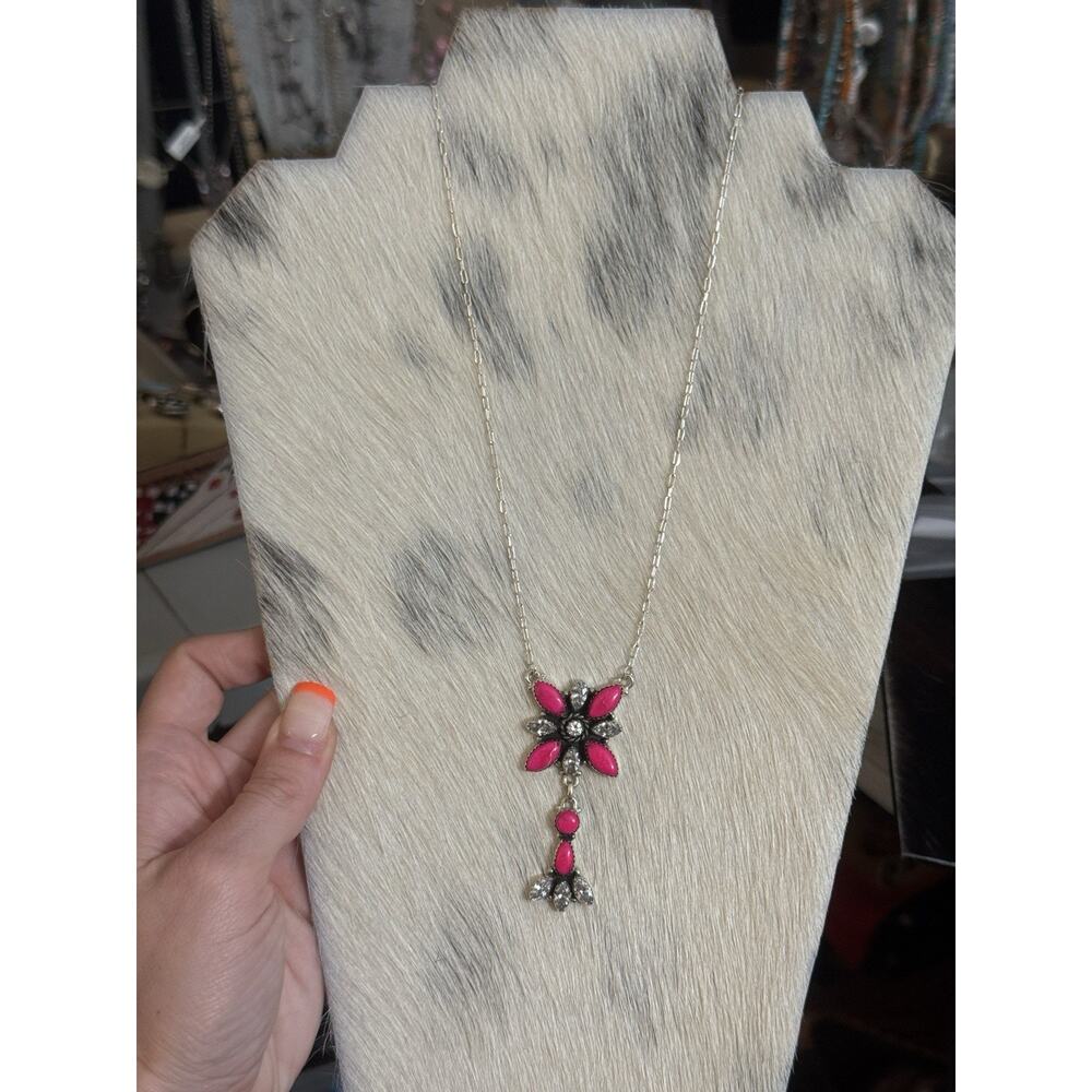 Native American SW Sterling Silver Neon Pink Jasper & CZ Cluster Lariat Necklace - Picture 8 of 11